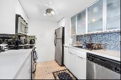 1621 Bay Rd Unit 505, Miami Beach FL 33139