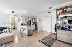 1621 Bay Rd Unit 505, Miami Beach FL 33139