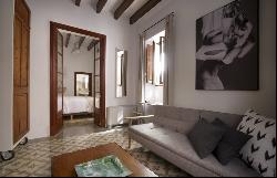 Selected boutique hotel for sale in the picturesque village of S, Sineu 07510