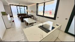 Spectacular Seaside Apartment in Playa Poniente, Benidorm: A Lux, Benidorm 03501