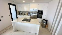 Spectacular Seaside Apartment in Playa Poniente, Benidorm: A Lux, Benidorm 03501