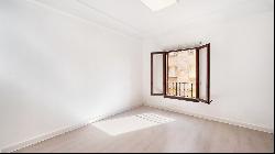 Spacious apartment for sale in area Plaza Olivar- San Miguel, Pa, Palma de Mallorca 07002