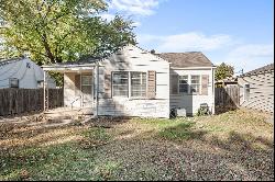 3814 E Countryside Plz, Wichita KS 67218