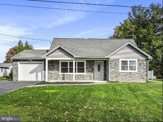 51 Melvin Drive, Leola PA 17540