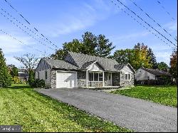 51 Melvin Drive, Leola PA 17540