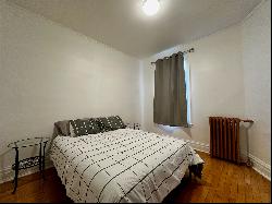 2162 Av. Prud'homme, Montreal (Cote-Des-Neiges/Notre-Dame-De-Grace) QC H4A3H2