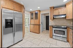 4966 WHISPERING PINE Lane, Bloomfield Township MI 48302