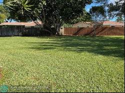 10631 NW 39th St, Coral Springs FL 33065