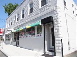 107-109 Nichols Ave, Watertown MA 02472