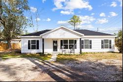 30 Lowery Road, Freeport FL 32439