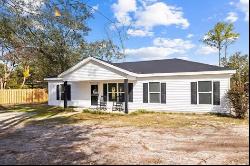 30 Lowery Road, Freeport FL 32439