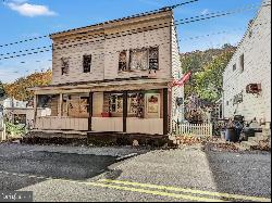 260 Mill Creek Avenue, Pottsville PA 17901