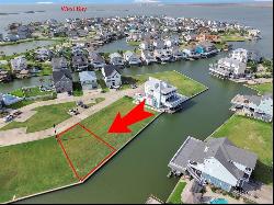 502 Neptune Circle, Tiki Island TX 77554