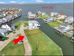 510 Neptune Circle, Tiki Island TX 77554