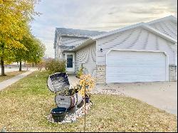 4268 39 1/2 Avenue S, Fargo ND 58104