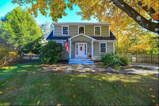 10 Maplecrest Street, Newmarket NH 03857