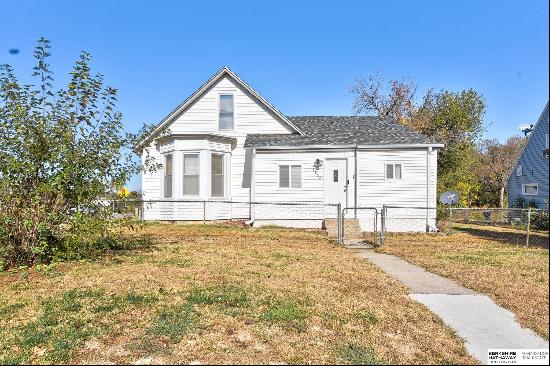 1862 Park Street, Blair NE 68008