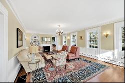 71 Main Street, Falmouth MA 02540