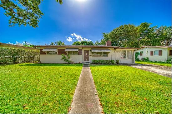 8560 SW 126th Ter, Miami FL 33156