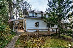 2268 Saranac Avenue, Lake Placid NY 12946