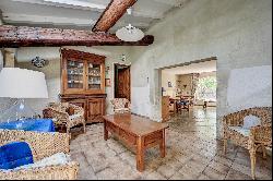 Mas Provençal  with 6 bedrooms and large garden