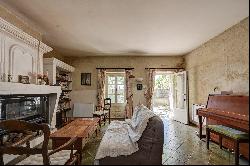 Mas Provençal  with 6 bedrooms and large garden