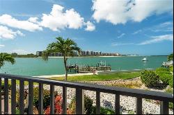 311 La Peninsula BLVD #311, Naples FL 34113