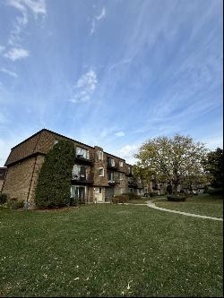 9481 Bay Colony Drive #3N, Des Plaines IL 60016