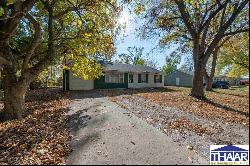 813 Azalia Drive, Terre Haute IN 47802