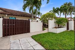 453 SW 28th Ave, Delray Beach FL 33445