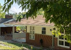 1506 Knob Road, Charleston WV 25314