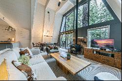 Charming & Updated Tahoe Donner Cabin