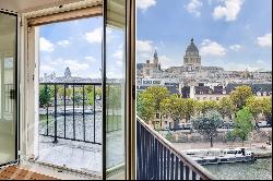 Ile Saint Louis apartment with exceptional views