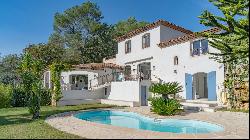 Spacious family property in Valbonne