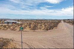 Expansive 2.6-Acre Corner Lot in Scenic Landers-Ideal for Your Desert Dream Home