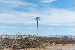 Expansive 2.6-Acre Corner Lot in Scenic Landers-Ideal for Your Desert Dream Home