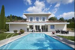 Valbonne - Splendid Villa Near the Village