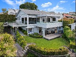 Stunning Parnell Gem overlooking Hobson Bay