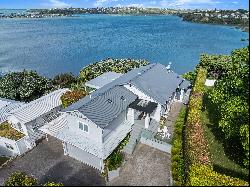 Stunning Parnell Gem overlooking Hobson Bay