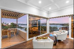 Stunning Parnell Gem overlooking Hobson Bay