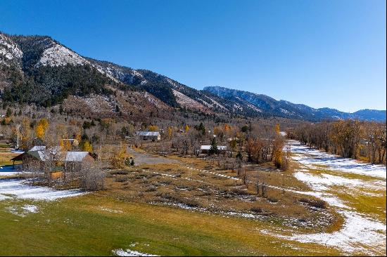 Building Site in Cedar Creek