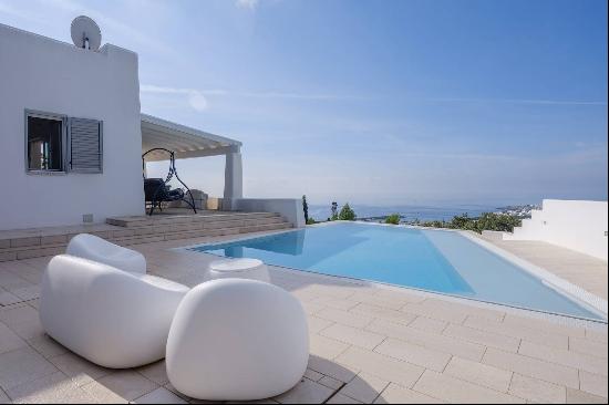 Elegant villa with a sea-view pool