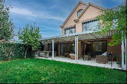 House in a Gated Community in San Ramón Poniente.