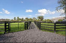 2904 Appaloosa Trail Barn