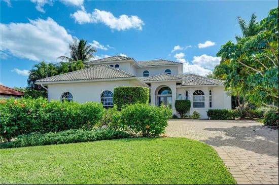 586 South Golf Dr, Naples, FL, 34102, USA