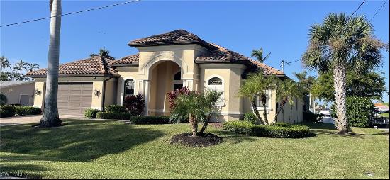 494 Keenan Avenue, Fort Myers, FL, 33919, USA