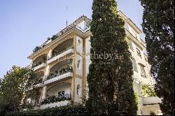 Elegant flat with large terrace