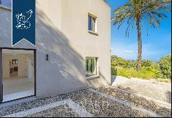 Exclusive panoramic villa surrounded by nature with a view of the Mediterranean for sale i