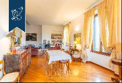 Large, renovated flat with a private garden for sale in Poggio Imperiale, Florence