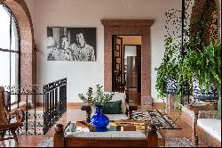 Casa Pedro Vargas: 6BR Historic Home, Modern Comforts & Hot Tub